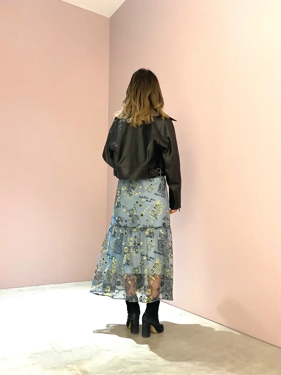 ORIGINATED IN GRACE CONTINENTAL yukimi yonee コーディネート画像