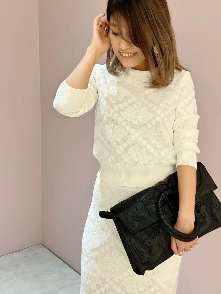 ORIGINATED IN GRACE CONTINENTAL yukimi yonee コーディネート画像