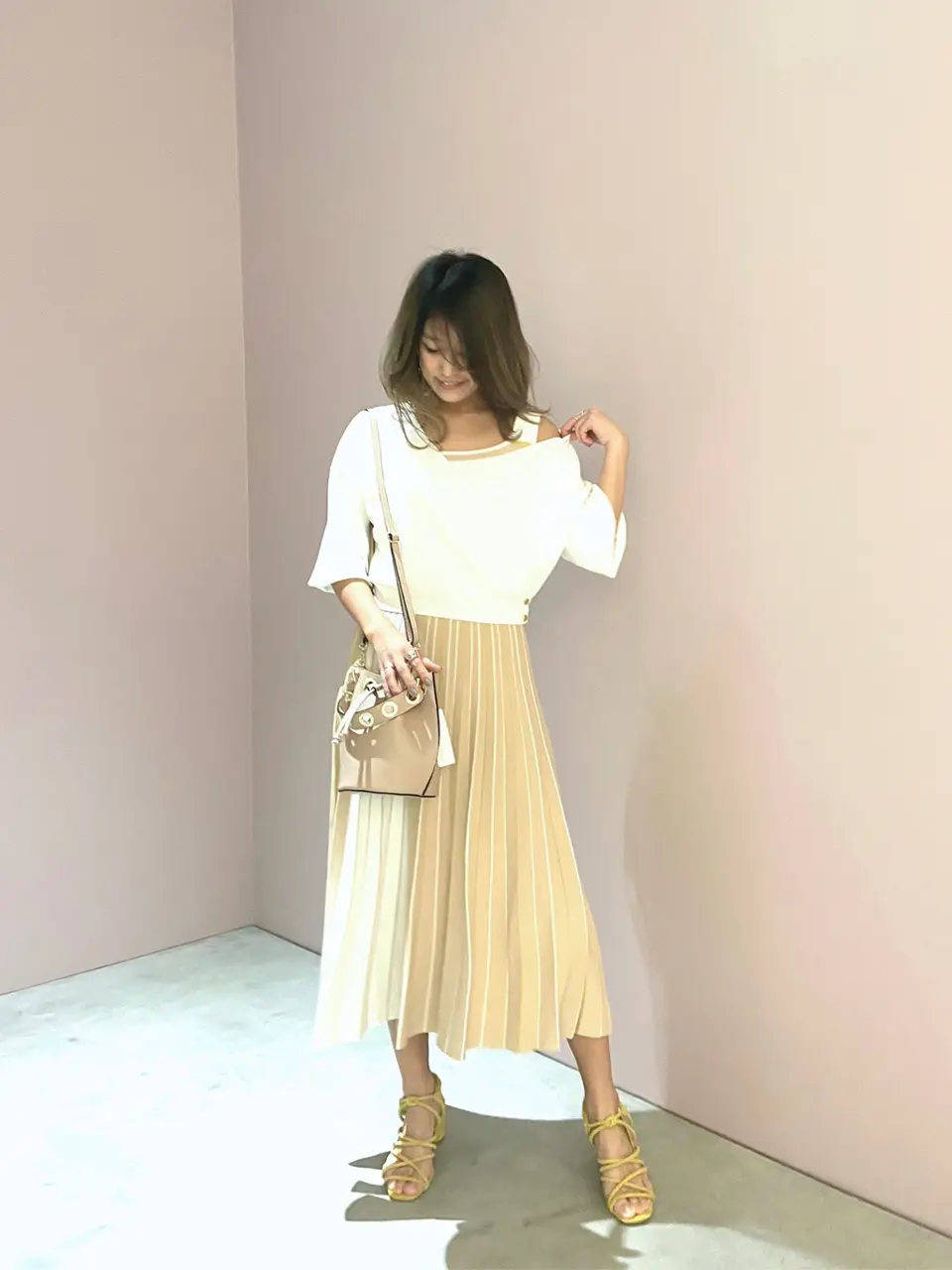 ORIGINATED IN GRACE CONTINENTAL yukimi yonee コーディネート画像