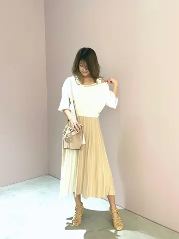 ORIGINATED IN GRACE CONTINENTAL yukimi yonee コーディネート画像