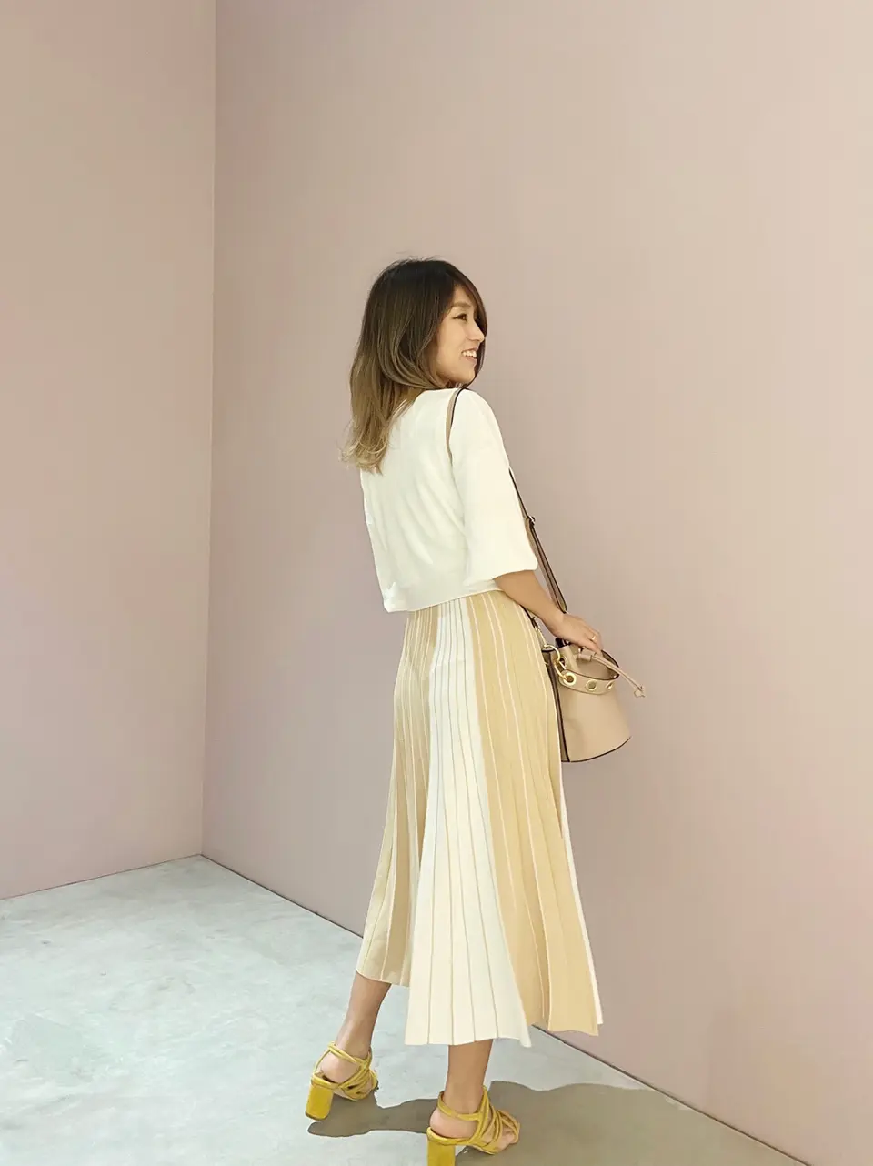 ORIGINATED IN GRACE CONTINENTAL yukimi yonee コーディネート画像