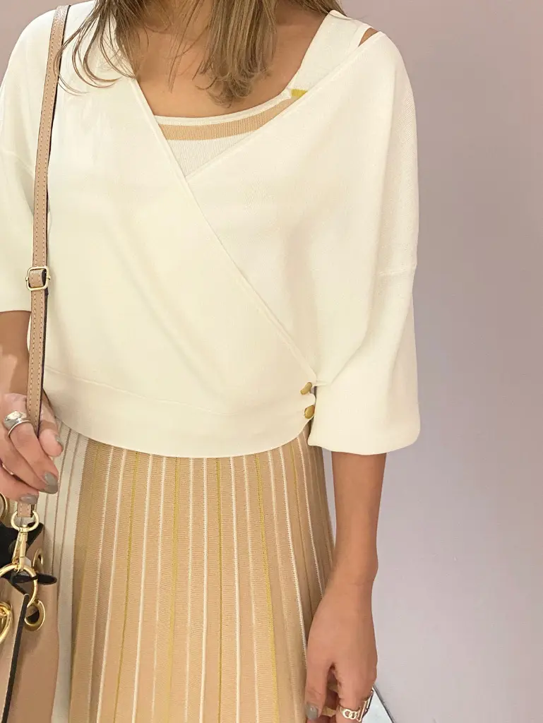 ORIGINATED IN GRACE CONTINENTAL yukimi yonee コーディネート画像