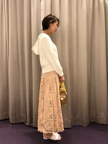 ORIGINATED IN GRACE CONTINENTAL 亀田 未希 コーディネート画像