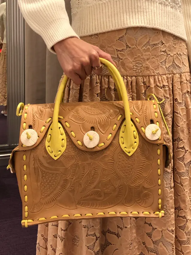 ORIGINATED IN GRACE CONTINENTAL 亀田 未希 コーディネート画像