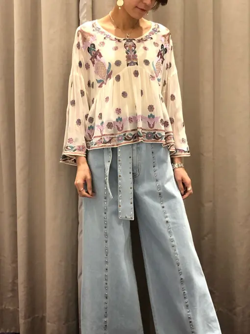 ORIGINATED IN GRACE CONTINENTAL 亀田 未希 コーディネート画像