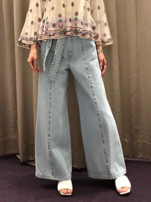 ORIGINATED IN GRACE CONTINENTAL 亀田 未希 コーディネート画像