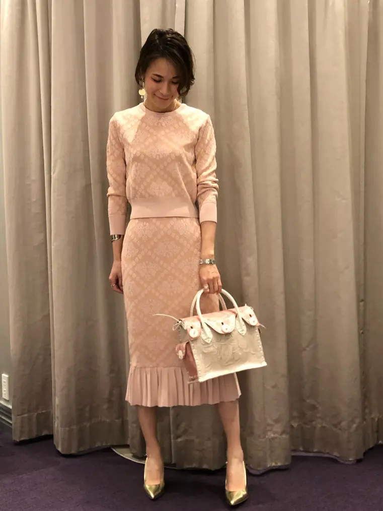 ORIGINATED IN GRACE CONTINENTAL 亀田 未希 コーディネート画像