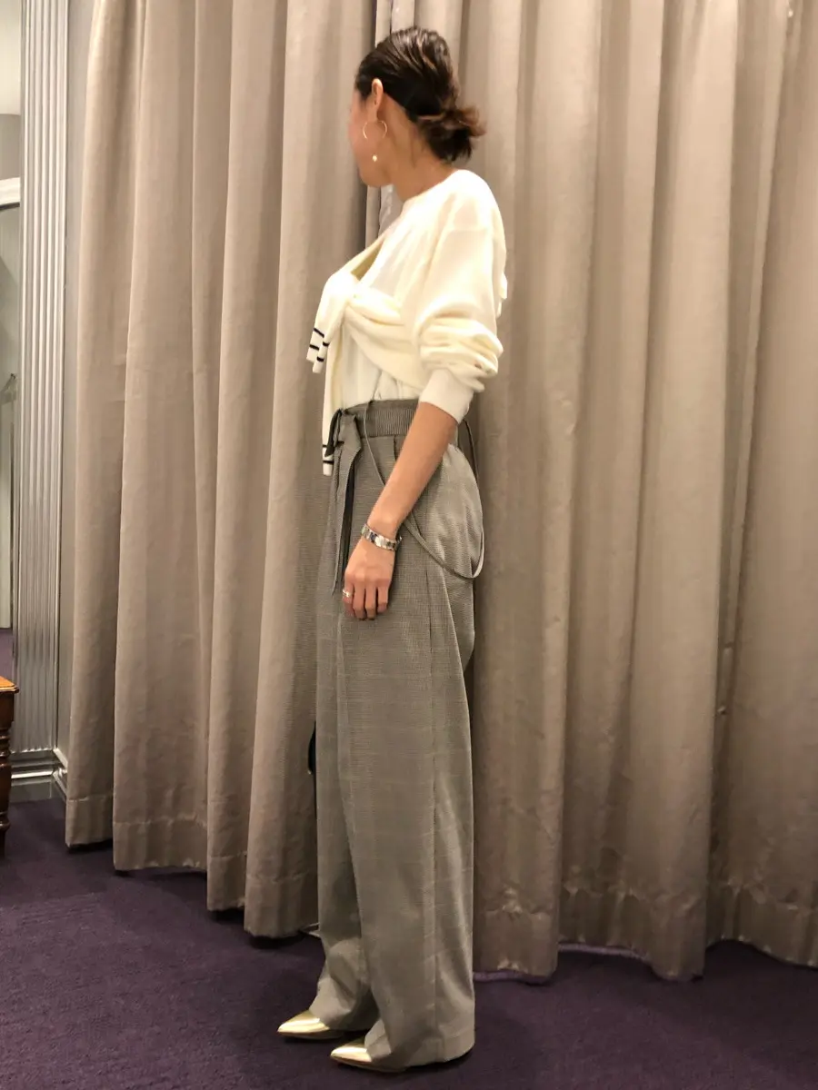 ORIGINATED IN GRACE CONTINENTAL 亀田 未希 コーディネート画像