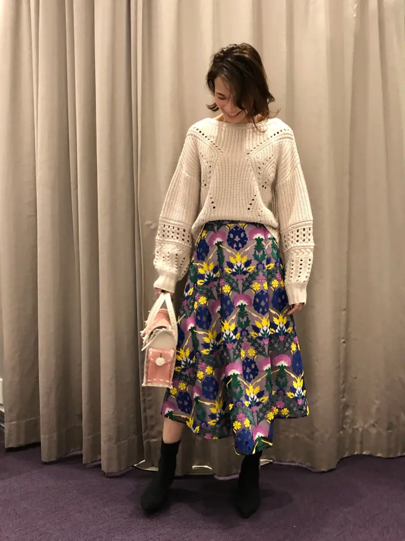 ORIGINATED IN GRACE CONTINENTAL 亀田 未希 コーディネート画像