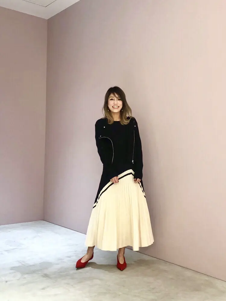 ORIGINATED IN GRACE CONTINENTAL yukimi yonee コーディネート画像