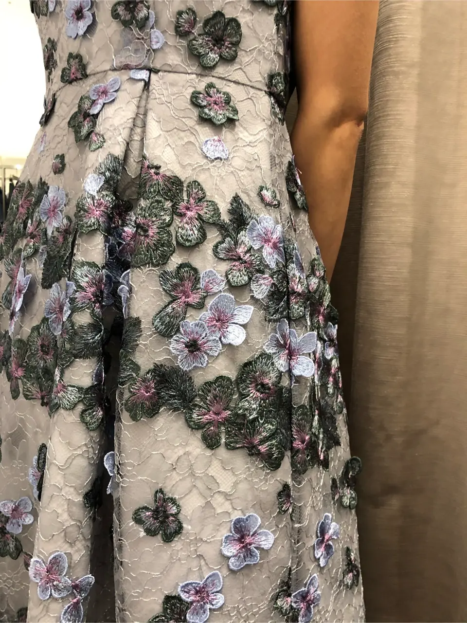 ORIGINATED IN GRACE CONTINENTAL 亀田 未希 コーディネート画像