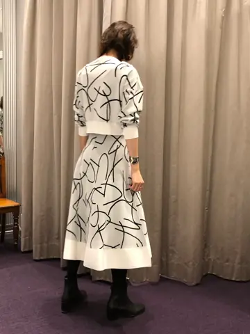 ORIGINATED IN GRACE CONTINENTAL 亀田 未希 コーディネート画像