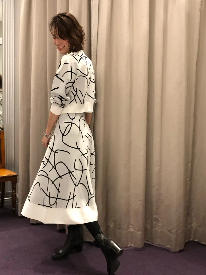 ORIGINATED IN GRACE CONTINENTAL 亀田 未希 コーディネート画像