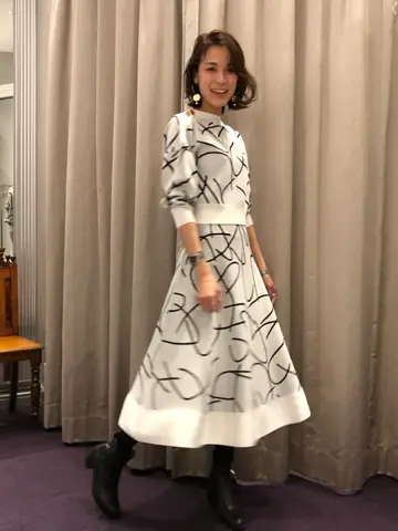 ORIGINATED IN GRACE CONTINENTAL 亀田 未希 コーディネート画像