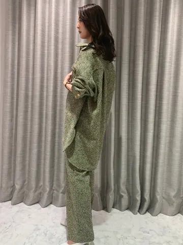 ORIGINATED IN GRACE CONTINENTAL saki コーディネート画像