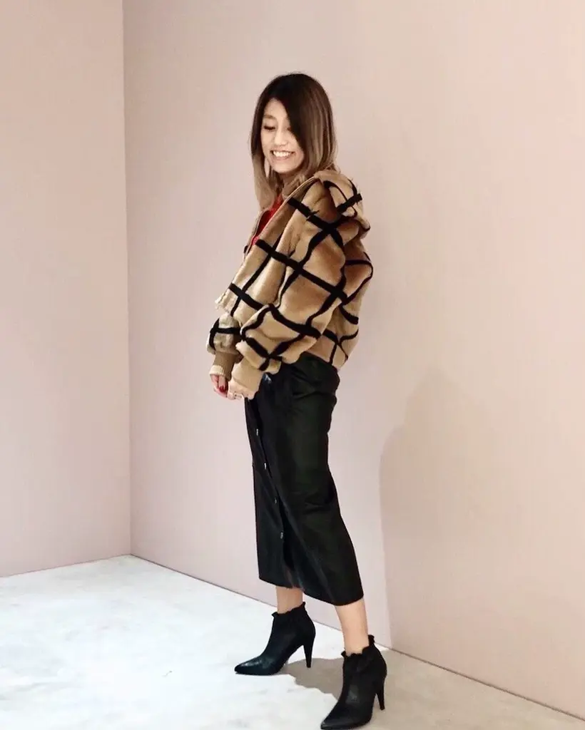 ORIGINATED IN GRACE CONTINENTAL yukimi yonee コーディネート画像