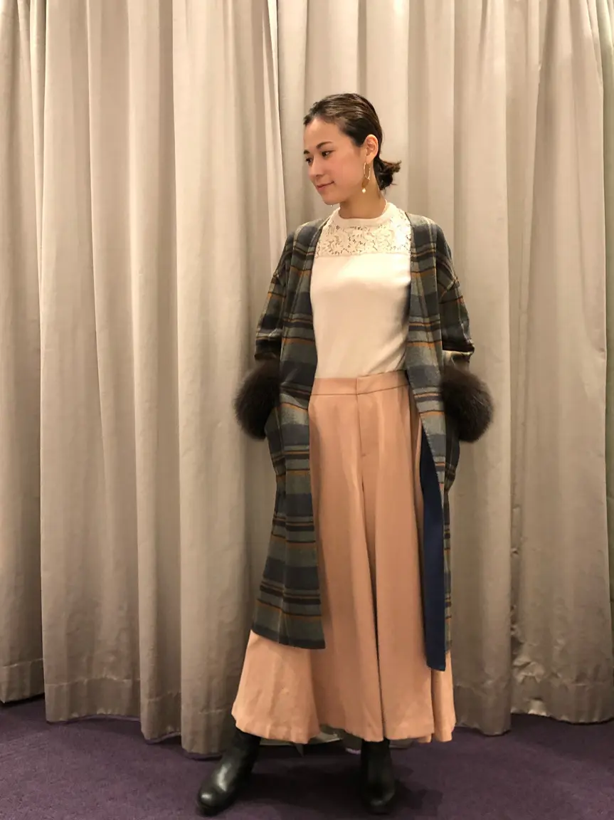 ORIGINATED IN GRACE CONTINENTAL 亀田 未希 コーディネート画像