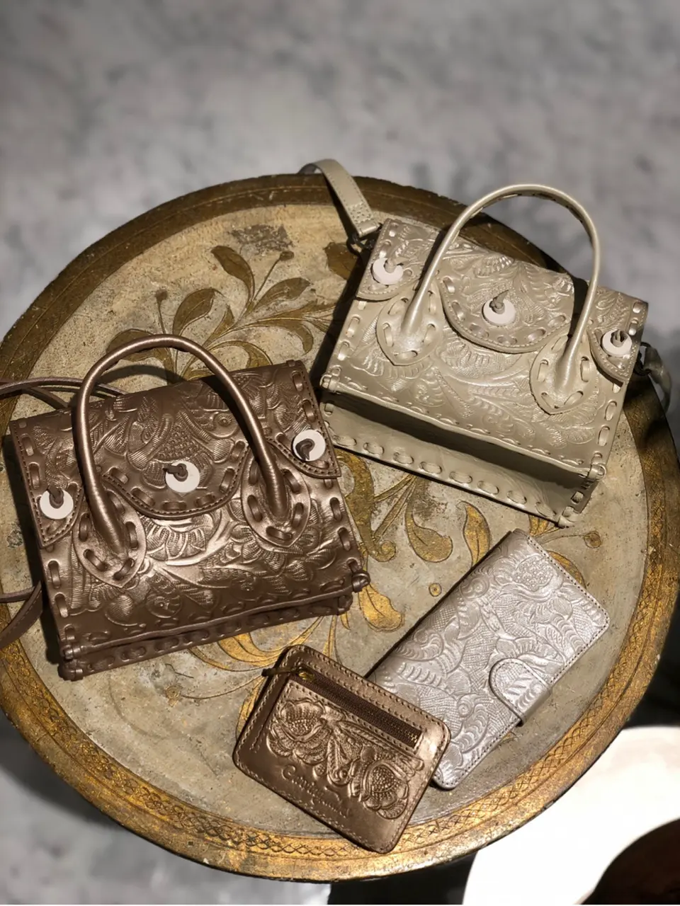 ORIGINATED IN GRACE CONTINENTAL 亀田 未希 コーディネート画像