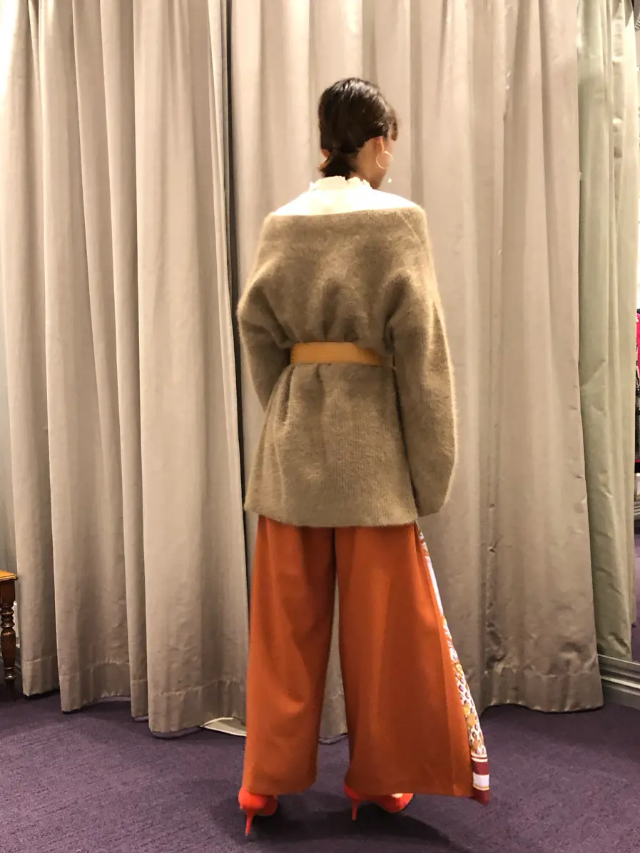 ORIGINATED IN GRACE CONTINENTAL 亀田 未希 コーディネート画像