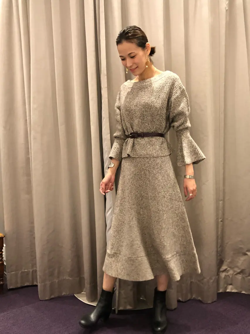 ORIGINATED IN GRACE CONTINENTAL 亀田 未希 コーディネート画像