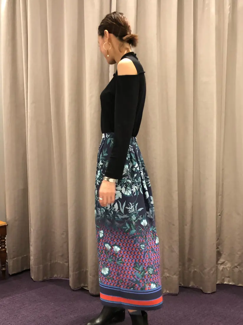 ORIGINATED IN GRACE CONTINENTAL 亀田 未希 コーディネート画像