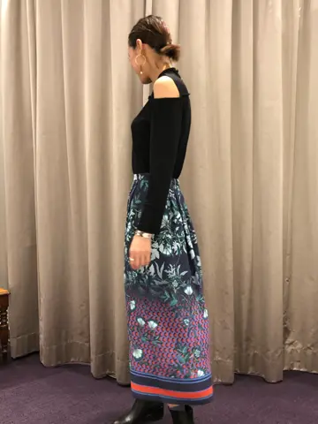 ORIGINATED IN GRACE CONTINENTAL 亀田 未希 コーディネート画像