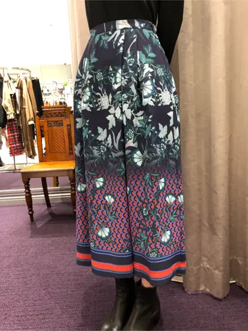 ORIGINATED IN GRACE CONTINENTAL 亀田 未希 コーディネート画像