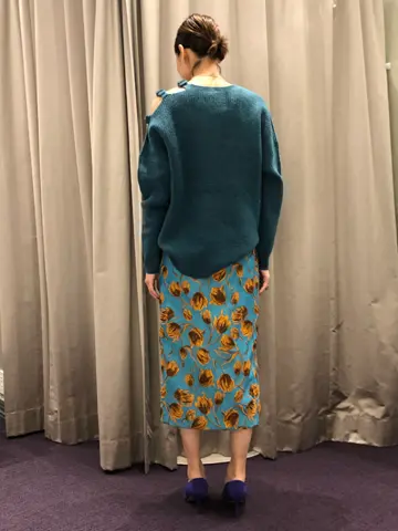 ORIGINATED IN GRACE CONTINENTAL 亀田 未希 コーディネート画像