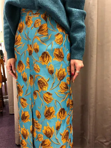 ORIGINATED IN GRACE CONTINENTAL 亀田 未希 コーディネート画像