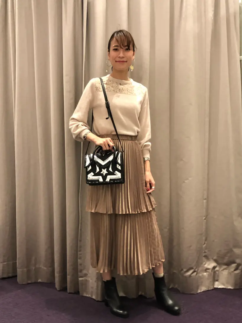 ORIGINATED IN GRACE CONTINENTAL 亀田 未希 コーディネート画像