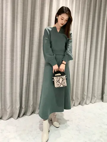 ORIGINATED IN GRACE CONTINENTAL saki コーディネート画像