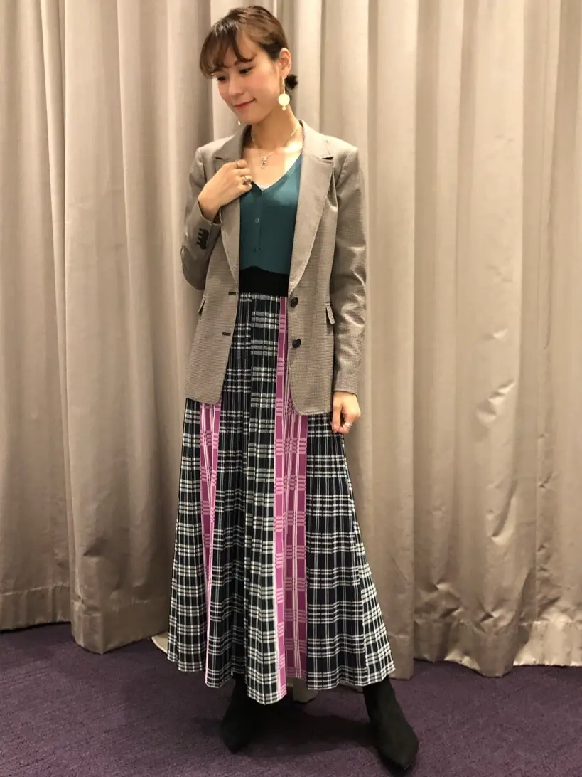 ORIGINATED IN GRACE CONTINENTAL 亀田 未希 コーディネート画像