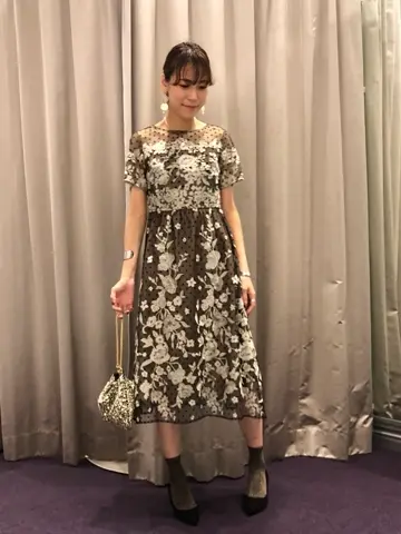 ORIGINATED IN GRACE CONTINENTAL 亀田 未希 コーディネート画像