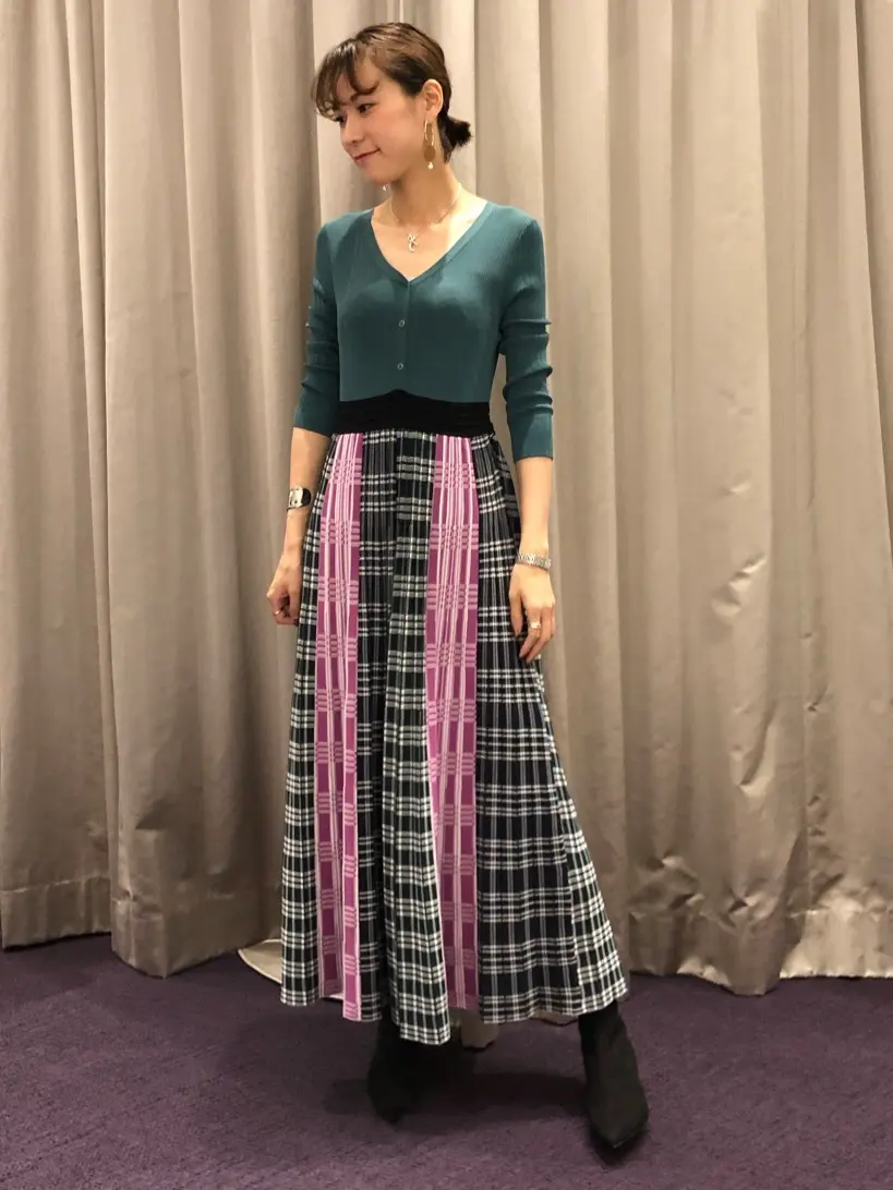 ORIGINATED IN GRACE CONTINENTAL 亀田 未希 コーディネート画像