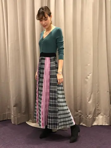 ORIGINATED IN GRACE CONTINENTAL 亀田 未希 コーディネート画像