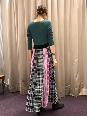 ORIGINATED IN GRACE CONTINENTAL 亀田 未希 コーディネート画像