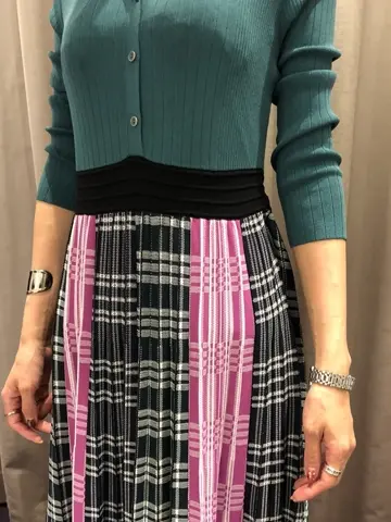 ORIGINATED IN GRACE CONTINENTAL 亀田 未希 コーディネート画像