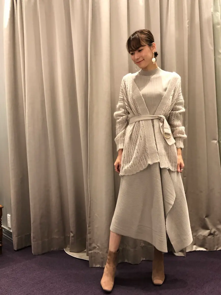 ORIGINATED IN GRACE CONTINENTAL 亀田 未希 コーディネート画像