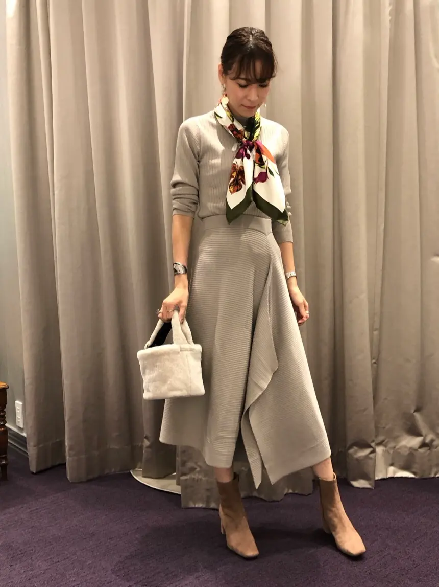 ORIGINATED IN GRACE CONTINENTAL 亀田 未希 コーディネート画像