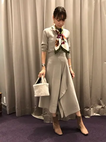 ORIGINATED IN GRACE CONTINENTAL 亀田 未希 コーディネート画像