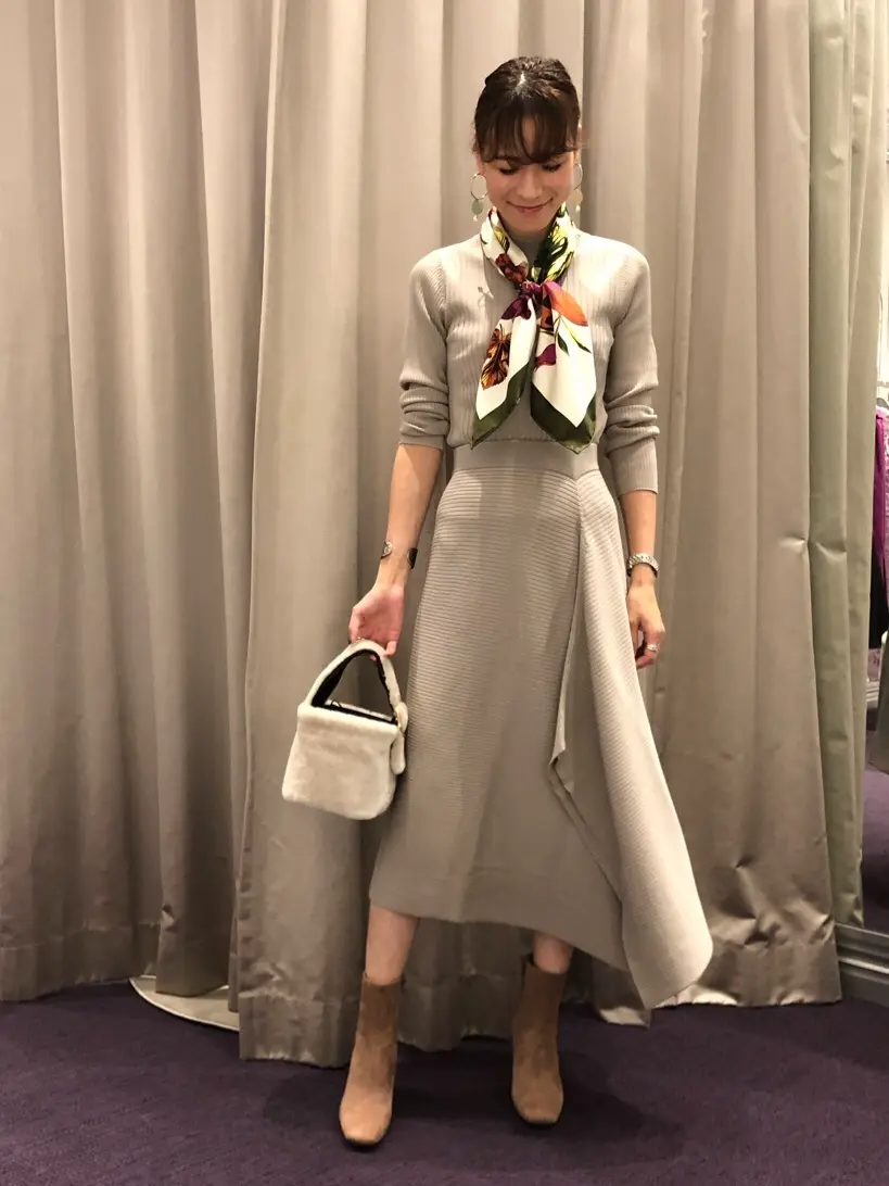 ORIGINATED IN GRACE CONTINENTAL 亀田 未希 コーディネート画像