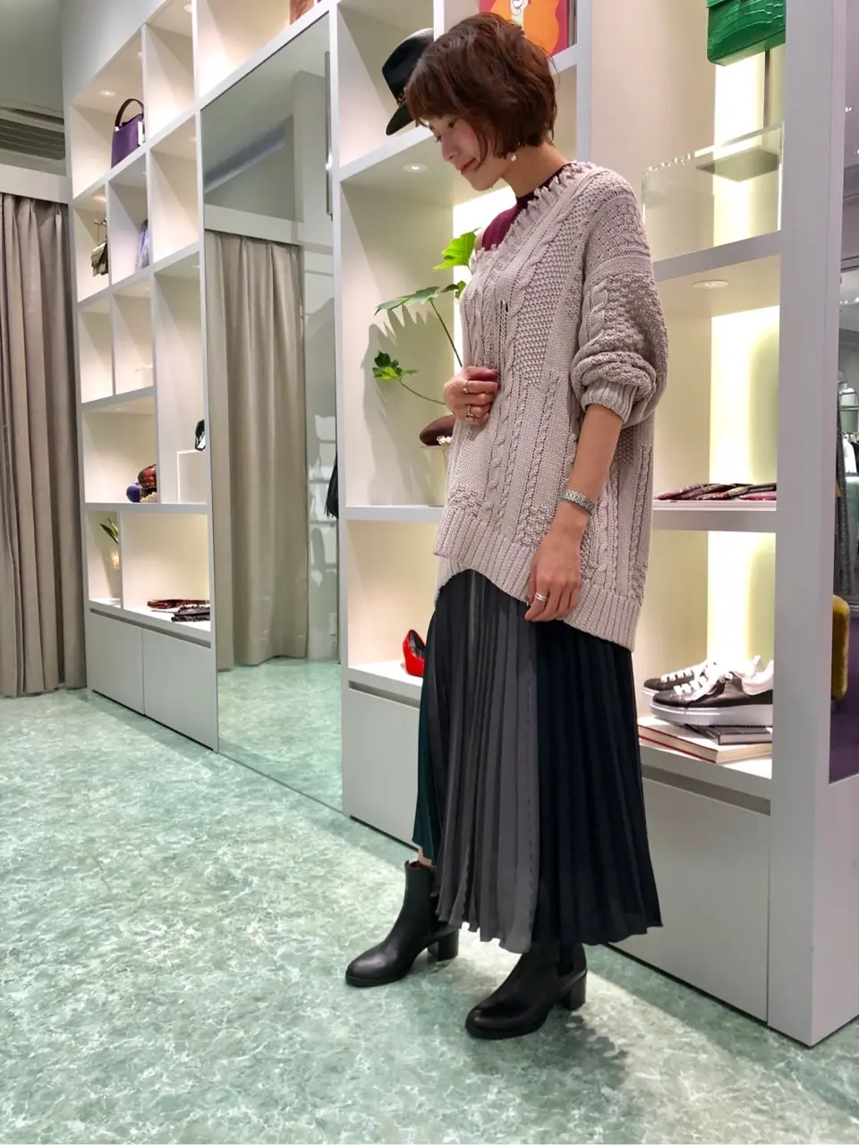 ORIGINATED IN GRACE CONTINENTAL 亀田 未希 コーディネート画像