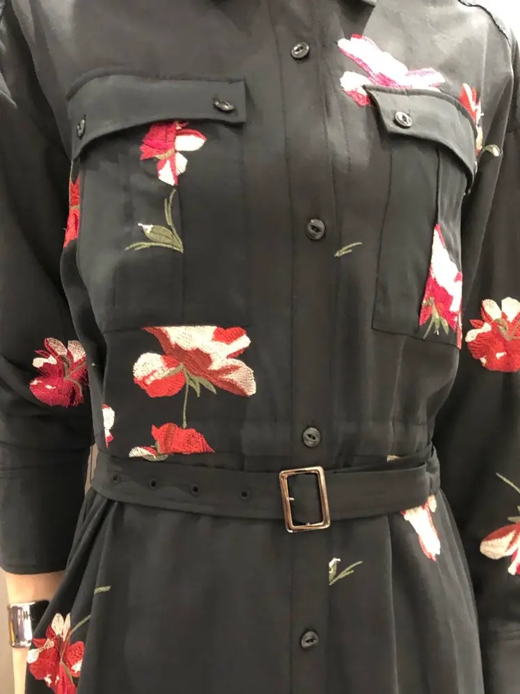 ORIGINATED IN GRACE CONTINENTAL 亀田 未希 コーディネート画像