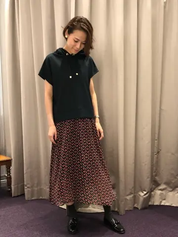 ORIGINATED IN GRACE CONTINENTAL 亀田 未希 コーディネート画像