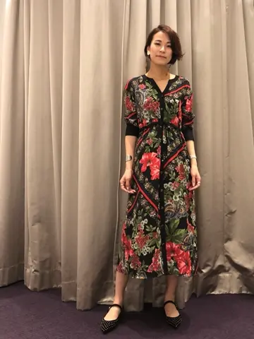 ORIGINATED IN GRACE CONTINENTAL 亀田 未希 コーディネート画像