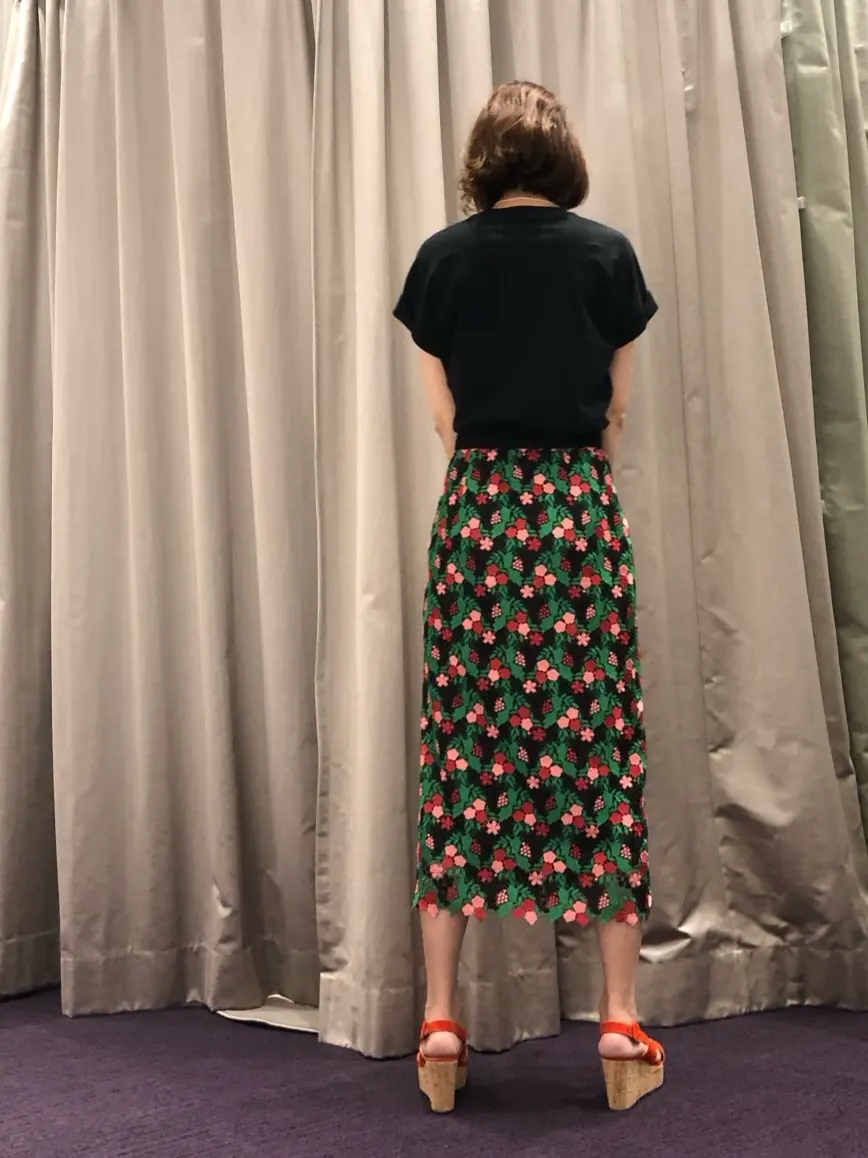 ORIGINATED IN GRACE CONTINENTAL 亀田 未希 コーディネート画像