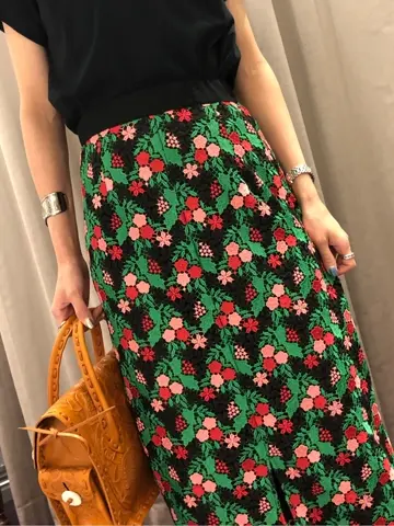 ORIGINATED IN GRACE CONTINENTAL 亀田 未希 コーディネート画像