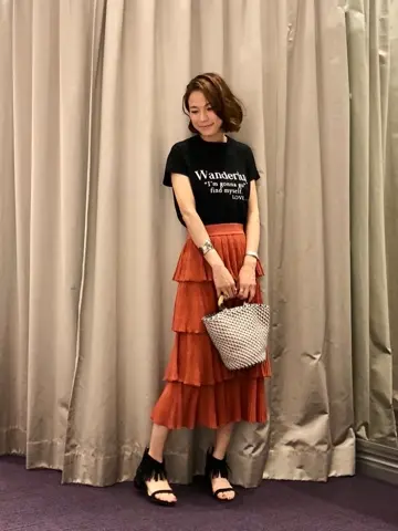 ORIGINATED IN GRACE CONTINENTAL 亀田 未希 コーディネート画像