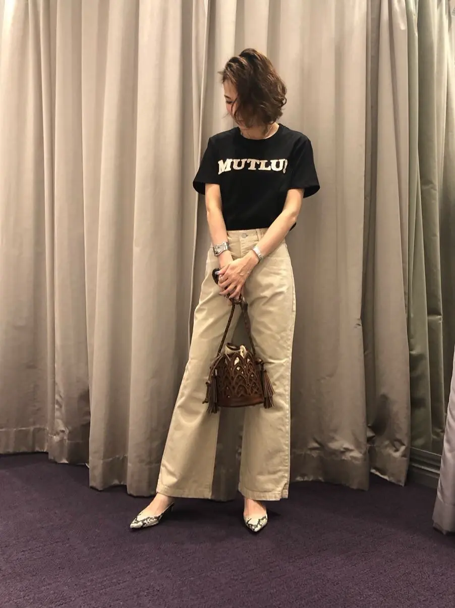 ORIGINATED IN GRACE CONTINENTAL 亀田 未希 コーディネート画像