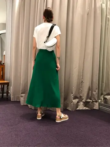 ORIGINATED IN GRACE CONTINENTAL 亀田 未希 コーディネート画像